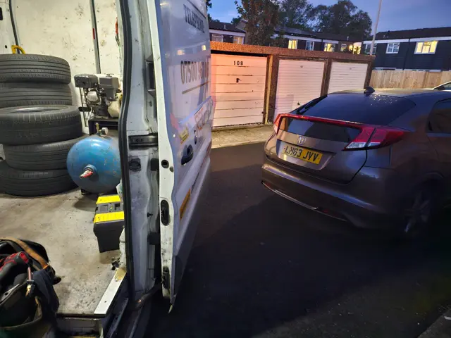 Emergency call-out in Chelmsley Wood: Greenlander 2254517